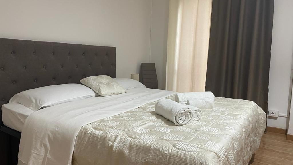 Doctor House Standard, Suites & Luxury Rooms Enna Exterior photo