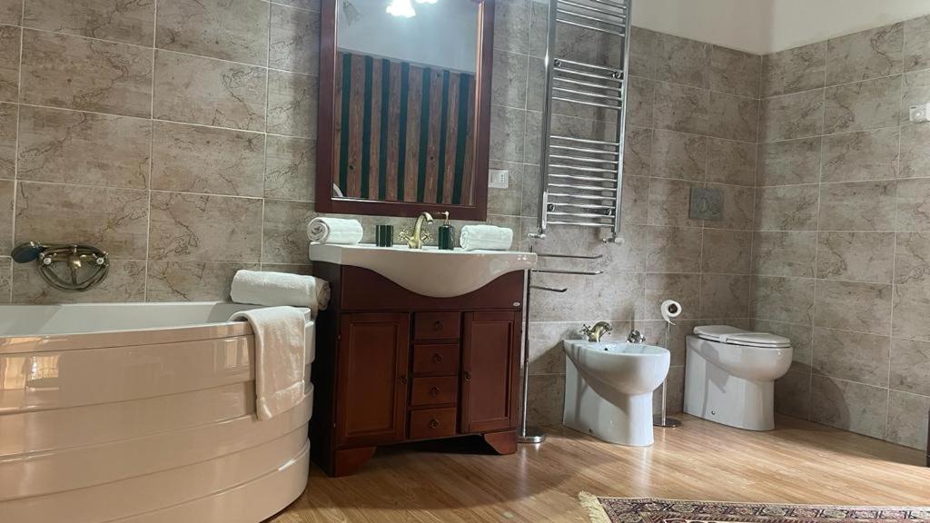 Doctor House Standard, Suites & Luxury Rooms Enna Exterior photo