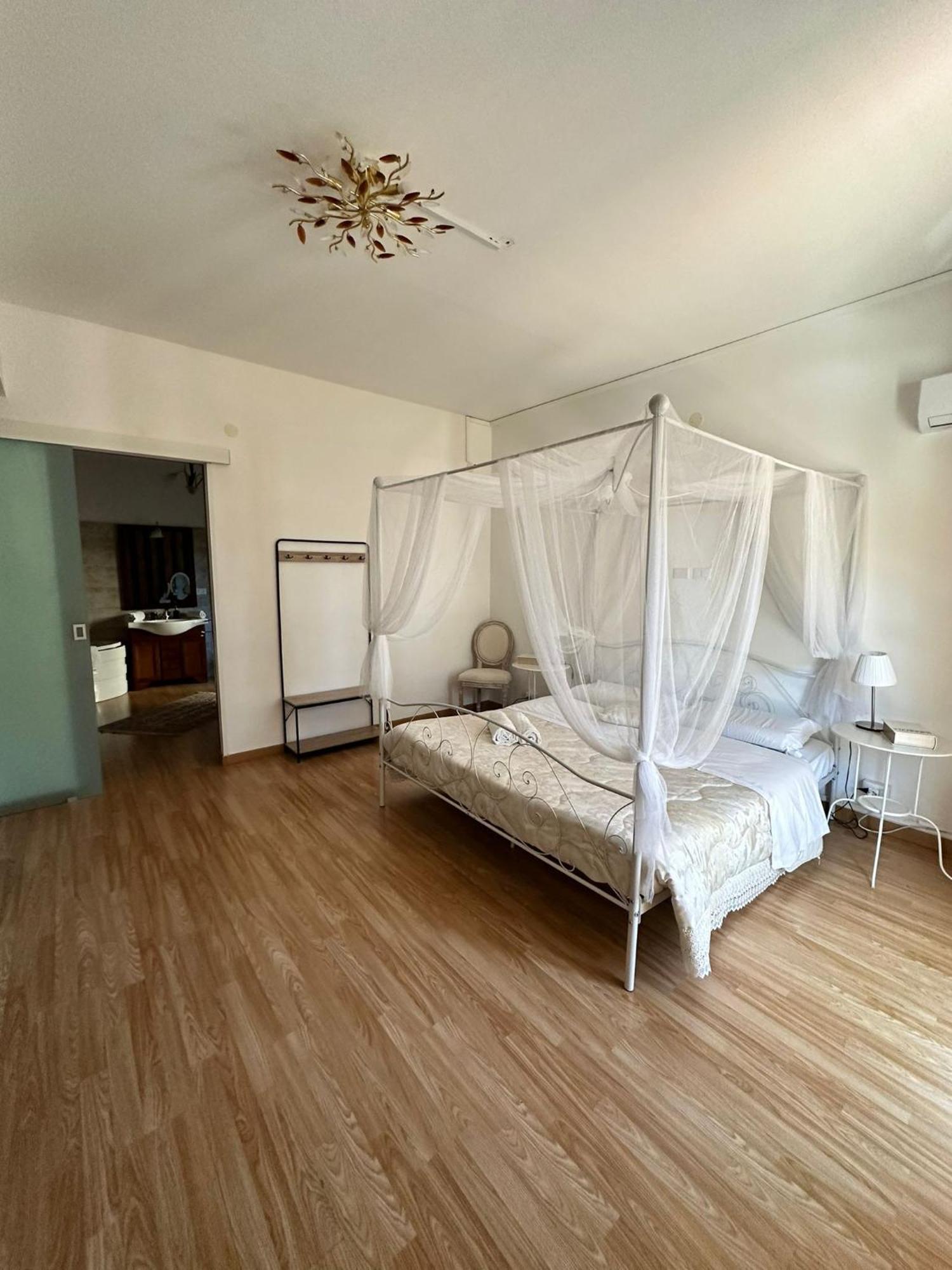Doctor House Standard, Suites & Luxury Rooms Enna Exterior photo